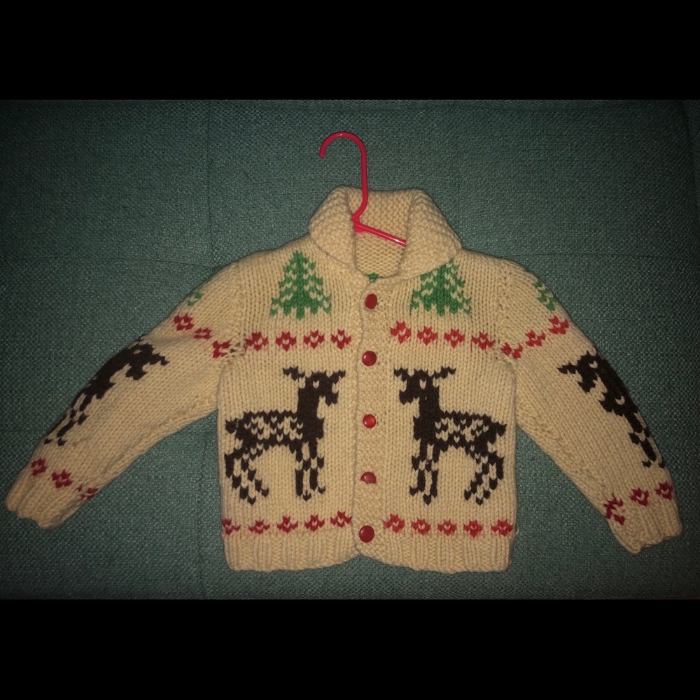 Crocheted Xmas sweater w/ trees & reindeer XS